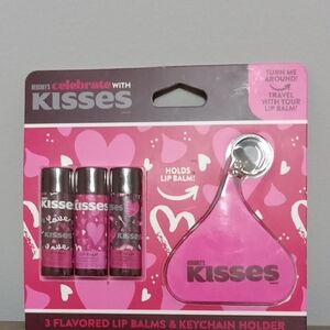 Flavored Lip Balm Set with Keychain Holder - Pink